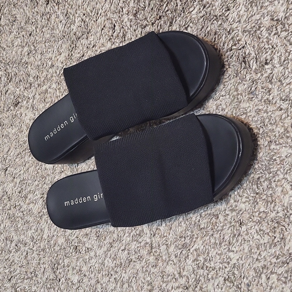 Black platform sandals